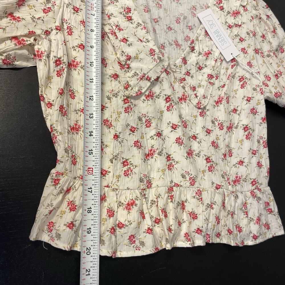 NWT Sienna Sky Floral Puff Sleeve Cropped Peplum Top Cottagecore Coquette Size L - Picture 10 of 10